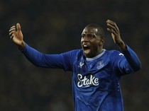 Liverpool dan Everton Kecam Aksi Rasisme ke Doucoure