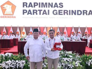 Video Gabung Gerindra, Ahmad Luthfi: Loyalitas ke Pak Prabowo Video Gabung Gerindra, Ahmad Luthfi: Loyalitas ke Pak Prabowo
