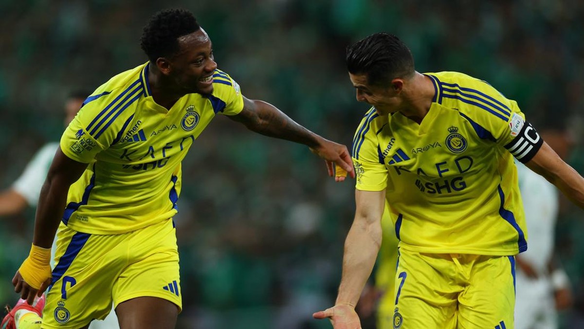 Jhon Duran dan Cristiano Ronaldo di Al Nassr. (Foto: Al Nassr FC/Getty Images)