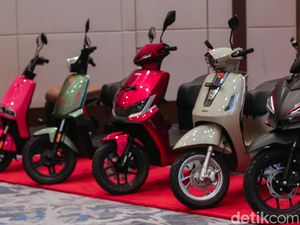 Beli Motor Listrik Bakal Dapat Diskon Pajak, Ini Bocorannya Beli Motor Listrik Bakal Dapat Diskon Pajak, Ini Bocorannya