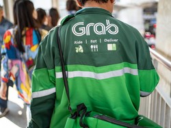 Duh! Ojol Tumpahkan Minuman Pelanggan Gegara Tak Diberi Tip