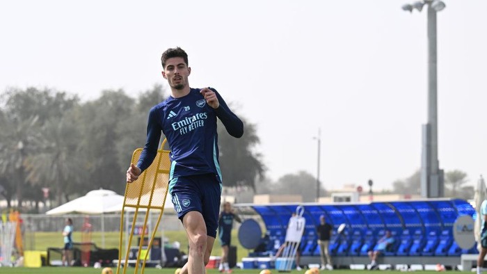 DUBAI, UNITED ARAB EMIRATES - FEBRUARY 08: Kai Havertzof Arsenal during a training session at NAS Sports Complex on February 08, 2025 in Dubai, United Arab Emirates.  (Photo by Stuart MacFarlane/Arsenal FC via Getty Images)
