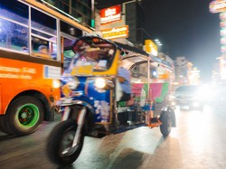 Perjalanan Menyedihkan,Turis Prancis Nyasar dan Hilang Dompet di Thailand