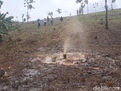 Sumur Minyak Tua di Blora Semburkan Cairan Bertambah Jadi 2 Titik