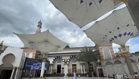 Masjid Ar Rahman di Blitar yang Nyaman, Serasa Sholat di Masjid Nabawi