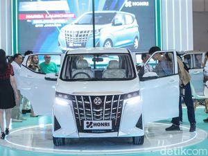 Kembaran Alphard versi Mini Bakal Dirakit di Tangerang Biar Bisa Lebih Murah Kembaran Alphard versi Mini Bakal Dirakit di Tangerang Biar Bisa Lebih Murah