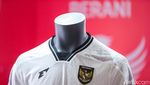 Melihat Lebih Dekat Jersey Timnas Indonesia Terbaru