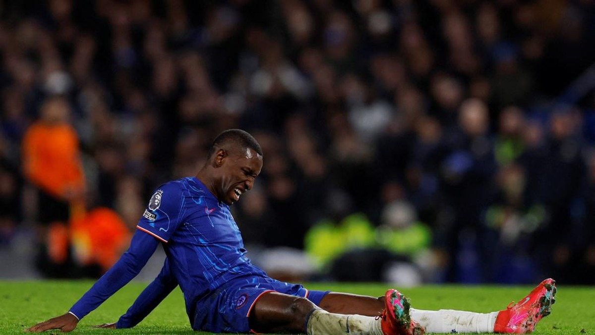 Penyerang Chelsea Nicolas Jackson cedera hamstring, absen 6-8 pekan (Action Images via Reuters/Andrew Couldridge)