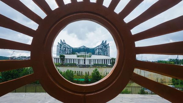 Wujud IKN di Google Earth: dari Hutan Lebat-Penampakan Istana Diblur Sebagian