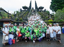 Lestarikan Budaya, Ratusan Mitra Driver Gojek di Bali Ikut Tirta Yatra