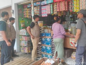 Warga Kota Pasuruan Diimbau Lapor Jika Ada Penimbunan Sembako Jelang Ramadan Warga Kota Pasuruan Diimbau Lapor Jika Ada Penimbunan Sembako Jelang Ramadan