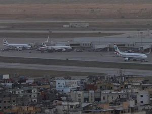 Lebanon Larang Pesawat Iran Mendarat, Hizbullah Blokir Jalan ke Bandara Lebanon Larang Pesawat Iran Mendarat, Hizbullah Blokir Jalan ke Bandara