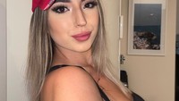 Curhat Influencer yang Punya Anak dari Elon Musk, Merasa Tertekan