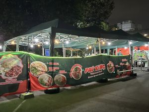 Video Bayar Rp 88 Ribu Bisa Makan Pizza-Pasta Sepuasnya di Warung Tenda Ini Video Bayar Rp 88 Ribu Bisa Makan Pizza-Pasta Sepuasnya di Warung Tenda Ini
