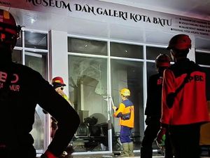Diduga Korsleting Listrik, Galeri Seni dan Museum di Kota Batu Terbakar Diduga Korsleting Listrik, Galeri Seni dan Museum di Kota Batu Terbakar