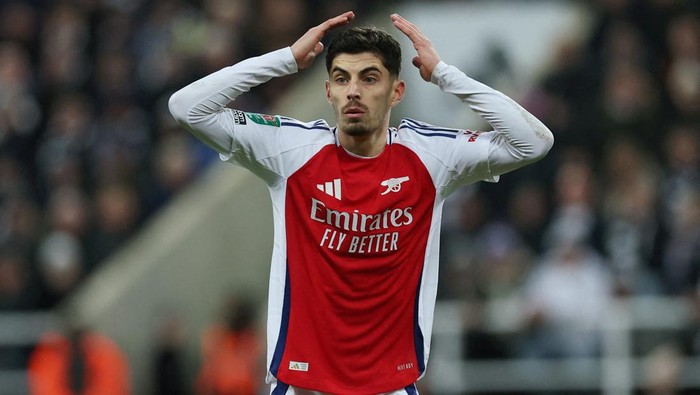 FILE PHOTO: Soccer Football - Carabao Cup - Semi Final - Second Leg - Newcastle United v Arsenal - St James Park, Newcastle, Britain - February 5, 2025 Arsenals Kai Havertz reacts Action Images via Reuters/Lee Smith EDITORIAL USE ONLY. NO USE WITH UNAUTHORIZED AUDIO, VIDEO, DATA, FIXTURE LISTS, CLUB/LEAGUE LOGOS OR LIVE SERVICES. ONLINE IN-MATCH USE LIMITED TO 120 IMAGES, NO VIDEO EMULATION. NO USE IN BETTING, GAMES OR SINGLE CLUB/LEAGUE/PLAYER PUBLICATIONS. PLEASE CONTACT YOUR ACCOUNT REPRESENTATIVE FOR FURTHER DETAILS../File Photo