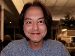 Sinetron Gak Dulu, Roger Danuarta Lagi Asyik Tekuni 2 Hal Ini