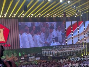 Prabowo Hadiri HUT Ke-17 Gerindra Bareng Gibran dan Jokowi