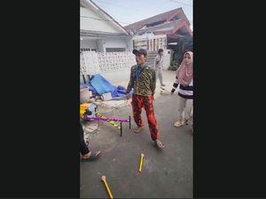 8 Fakta 2 Bang Jago Todong Pisau Depan Murid TK Pamulang Berujung Ditahan 8 Fakta 2 Bang Jago Todong Pisau Depan Murid TK Pamulang Berujung Ditahan