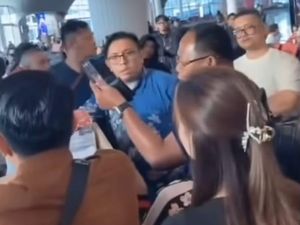 Sriwijaya Air Rute Makassar-Jakarta Delay 9 Jam, Penumpang Ngamuk Sriwijaya Air Rute Makassar-Jakarta Delay 9 Jam, Penumpang Ngamuk