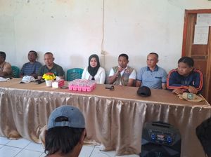 Kades di Bima Minta DPR Desak Kemenhut Pulihkan Hutan Gundul Kades di Bima Minta DPR Desak Kemenhut Pulihkan Hutan Gundul
