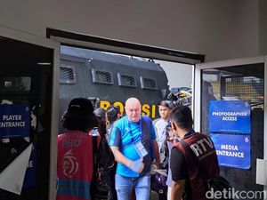 Liga 1: Hadapi Persija, Persib Datang ke Stadion Pakai Rantis!