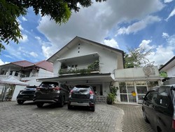 Video: Kala Bangunan Arsitektur Jengki Dijadikan Kafe, Vibesnya Jadul Abis!