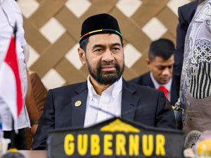 Gubernur Aceh Mualem Sempat Cek Kesehatan di Jakarta Sebelum ke Singapura Gubernur Aceh Mualem Sempat Cek Kesehatan di Jakarta Sebelum ke Singapura