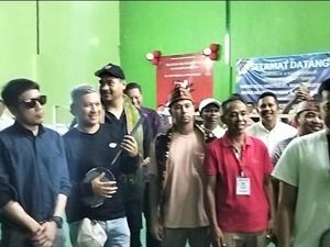 Video Begini Jadinya Kalau Taufik Hidayat Tanding Badminton Lawan Raffi Ahmad Video Begini Jadinya Kalau Taufik Hidayat Tanding Badminton Lawan Raffi Ahmad