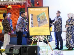 Buku Biografi Aries Agung Paewai Diluncurkan Penuh Cinta di Kota Batu