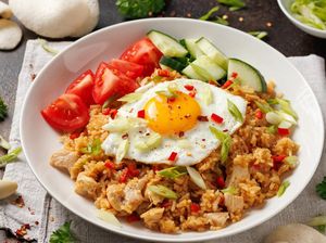 Resep Nasi Goreng Ayam Spesial Untuk Sarapan atau Menu Bekal