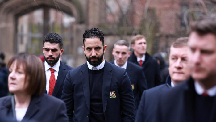 Soccer Football - Funeral of former Scotland and Manchester United footballer Denis Law - Manchester Cathedral, Manchester, Britain - February 11, 2025 Manchester United manager Ruben Amorim arrives to attend the funeral Action Images via Reuters/Ed Sykes