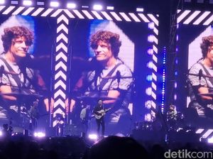 Penonton Puas dengan Satellites World Tour, The Script: Thank You Surabaya Penonton Puas dengan Satellites World Tour, The Script: Thank You Surabaya