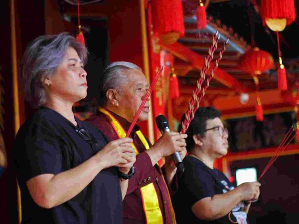 Usai Imlek, Warga Tionghoa Sembahyang Po Un untuk Tolak Bala