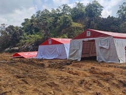 Kemensos Salurkan Bantuan-Bangun Posko untuk Korban Kebakaran di Kendari