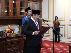 Jelang 3 Hari Lengser, Bupati Jeje Lantik 9 Pejabat Pemkab Pangandaran Jelang 3 Hari Lengser, Bupati Jeje Lantik 9 Pejabat Pemkab Pangandaran