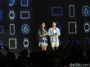 Dian Sastrowardoyo Nilai Galaxy S25 Ultra Lebih dari Sekadar HP Konser Dian Sastrowardoyo Nilai Galaxy S25 Ultra Lebih dari Sekadar HP Konser
