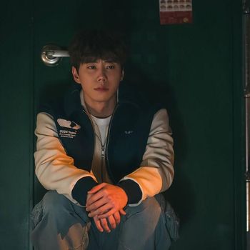 Lee Jun Young di Melo Movie