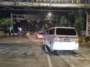 Massa Aksi Indonesia Gelap Bubar, Lalin Patung Kuda Arah Istana Dibuka Lagi