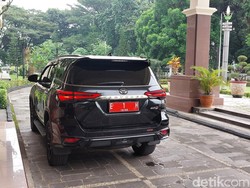 Bupati dan Wakil Bupati Cirebon Terpilih Tak Akan Dapat Mobil Dinas Baru