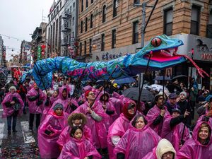 Semarak Perayaan Tahun Ular di Chinatown New York Semarak Perayaan Tahun Ular di Chinatown New York