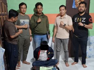 Pengedar 4 Kg Sabu di Aceh Ditangkap Usai Dikejar Polisi Pengedar 4 Kg Sabu di Aceh Ditangkap Usai Dikejar Polisi