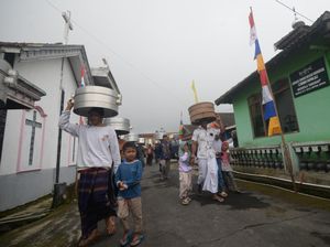 Umat Antar Beragama Gelar Sadranan di Lereng Merbabu Umat Antar Beragama Gelar Sadranan di Lereng Merbabu