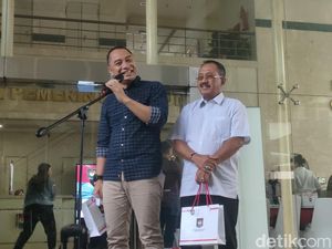 Usai Dilantik Wali Kota Surabaya Eri Cahyadi Akan Kebut Program Prioritas Usai Dilantik Wali Kota Surabaya Eri Cahyadi Akan Kebut Program Prioritas