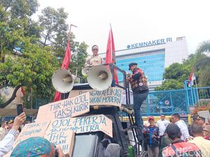 Video: Kata Grab soal Pemerintah Wajibkan Aplikator Beri THR Untuk Driver Video: Kata Grab soal Pemerintah Wajibkan Aplikator Beri THR Untuk Driver