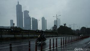 BMKG Prediksi Jakarta Diguyur Hujan hingga Besok