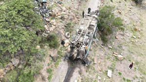 Bus Masuk Jurang di Bolivia, 30 Orang Tewas