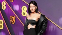 Most Pop: Vera Wang Tampil Berani di Usia 77, Pakai Bra Top Jadi Sorotan