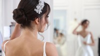 Viral Nikah Tanpa Makeup & Pakai Rol Rambut, Tunjukkan Realita Rumah Tangga