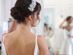 Viral Nikah Tanpa Makeup & Pakai Rol Rambut, Tunjukkan Realita Rumah Tangga